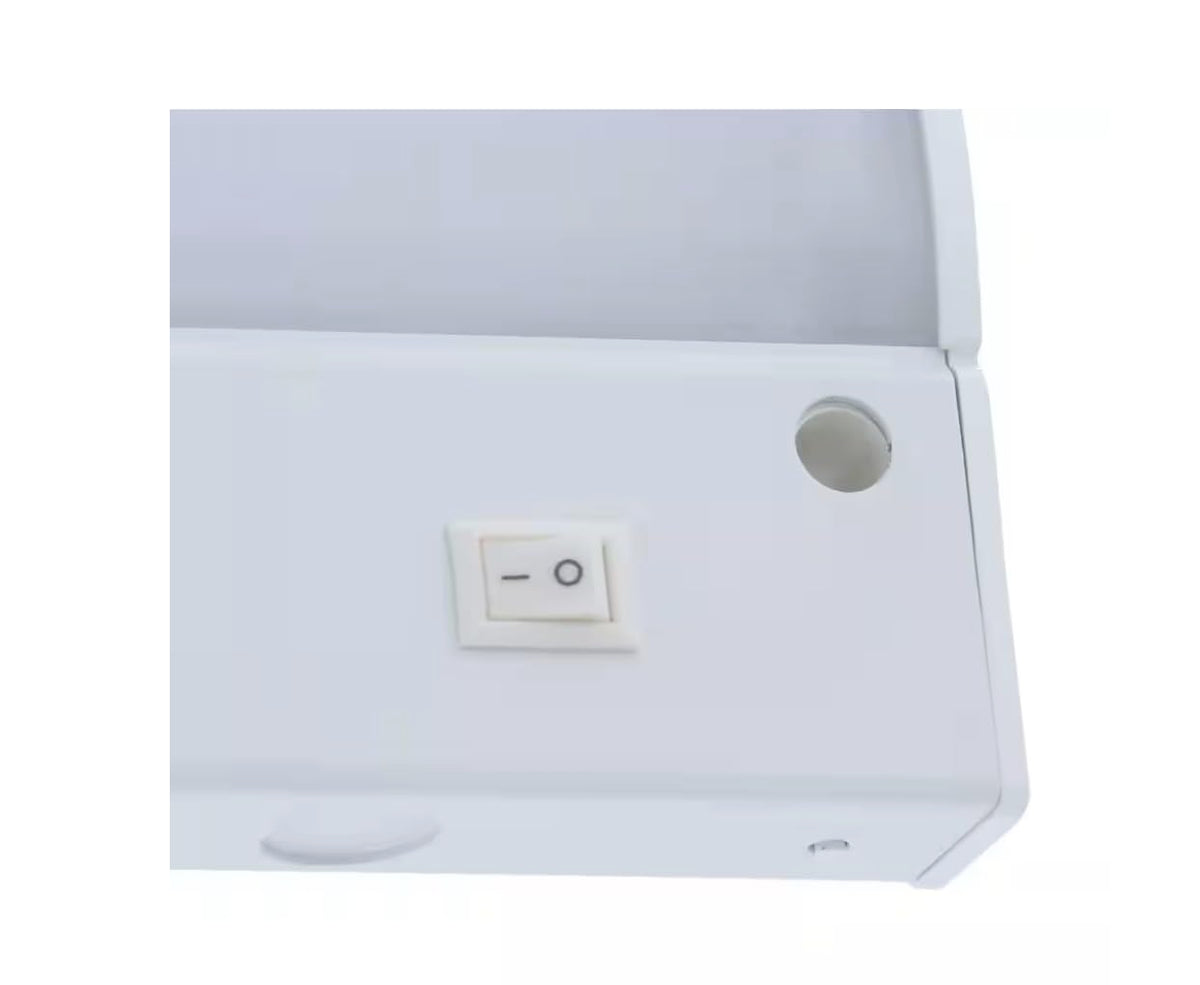 9 Inch Under Cabinet LED Light, Hardwire/Linkable White, 120VAC, 60Hz, 50mA, 300 Lumens, 2700K, 90 CRI with Knockout, Contractor Electrician Grade