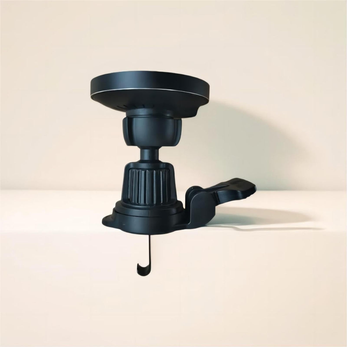 LXQTAO Car Phone Holder - Quick Charging Magnetic Car Mount Suitable for Series 12/13/14/15 - Intelligent Chip with 15W High Power Output