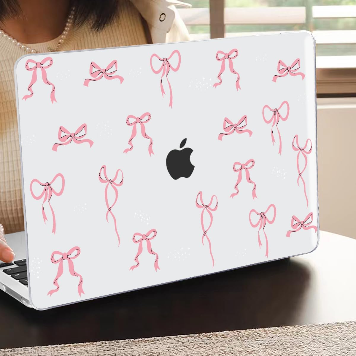 for MacBook Pro 13 Inch Case 2022 M2 2020 2021 A2338 M1 A2251 A2289 with Touch Bar & Touch ID, Pattern Plastic Hard Case Keyboard Cover Screen Protector Webcam Cover Brush, Pink Bowknot