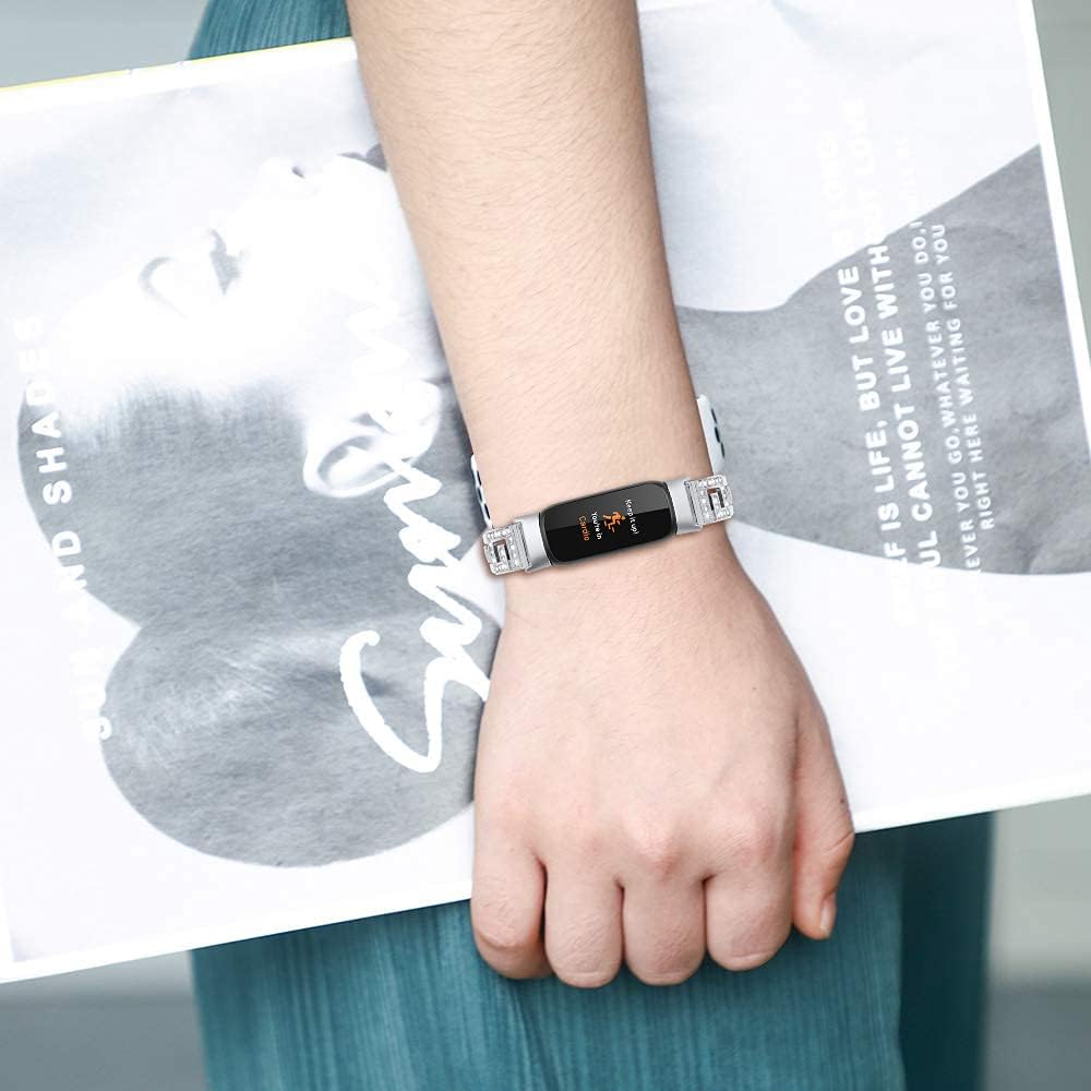 Metal Bands for Fitbit Luxe, Adjustable Stainless Steel Replacement Watch Strap Accessories for Women Men