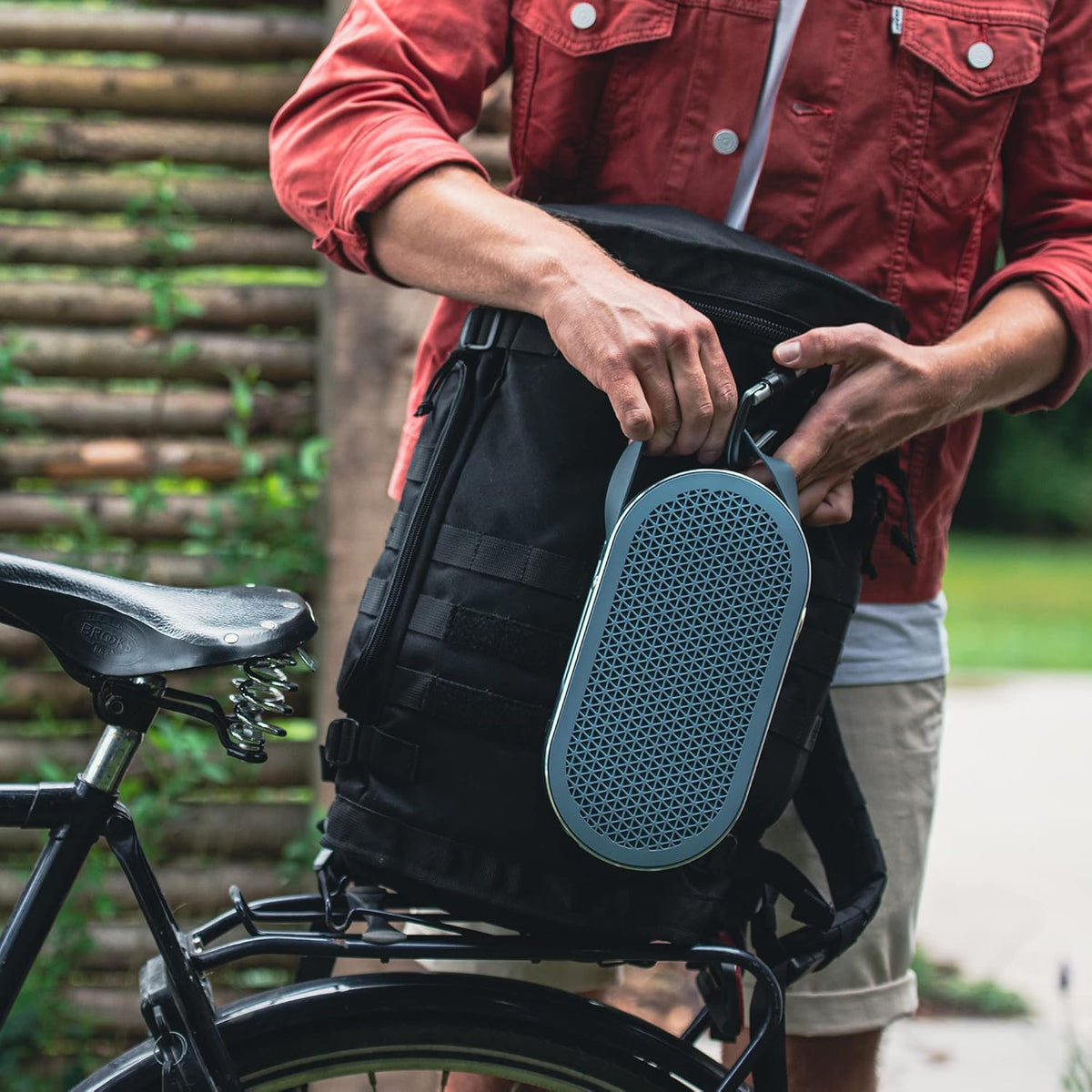 DALI Katch G2 Portable Bluetooth Speaker (Chilly Blue)